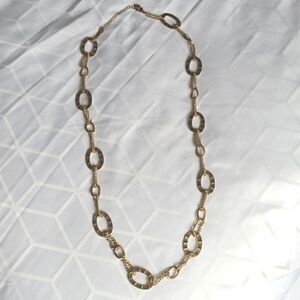 Vintage Loop Chain Necklace   